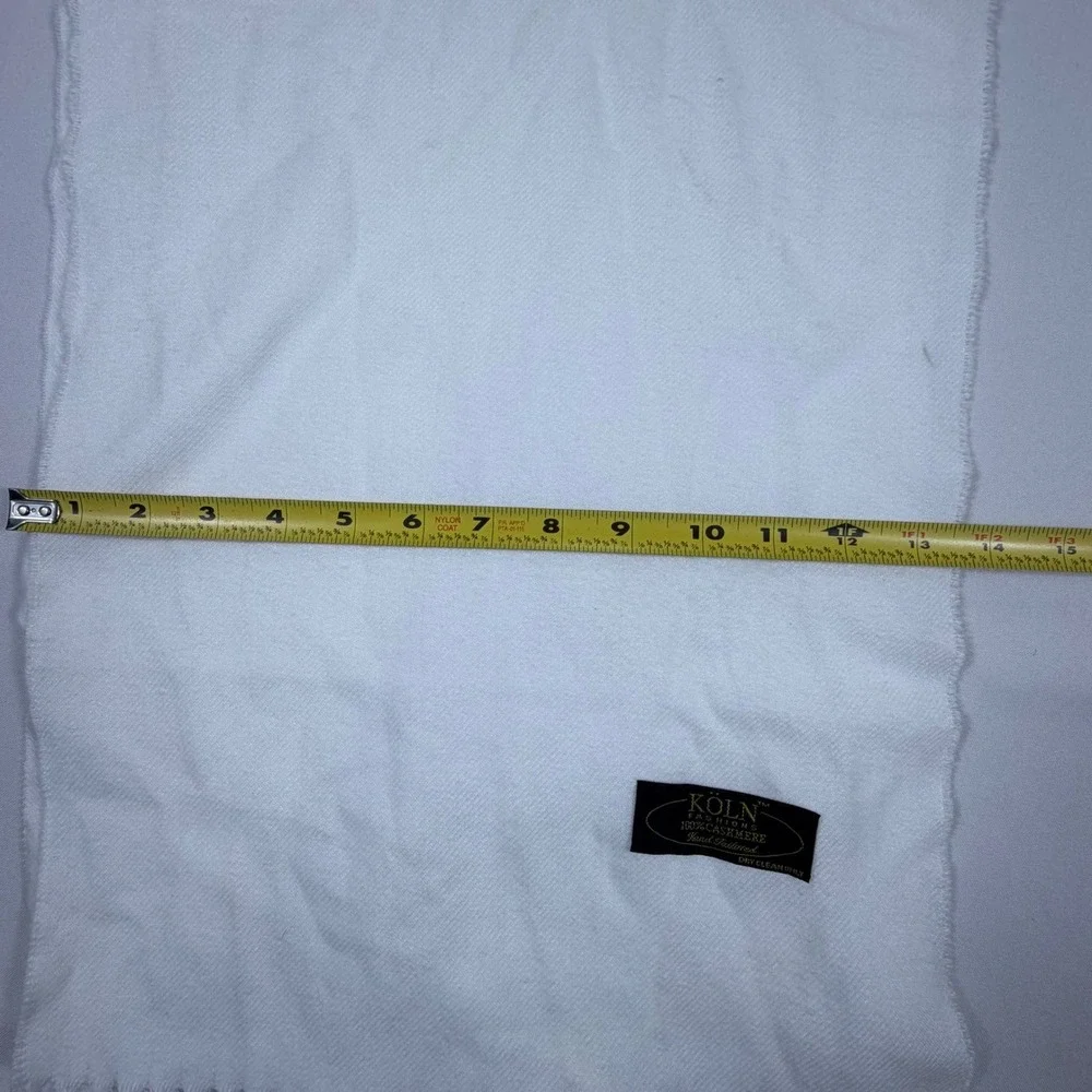 Koln Fashions White 100%‎ Cashmere Scarf Fringe Trim Unisex 72
